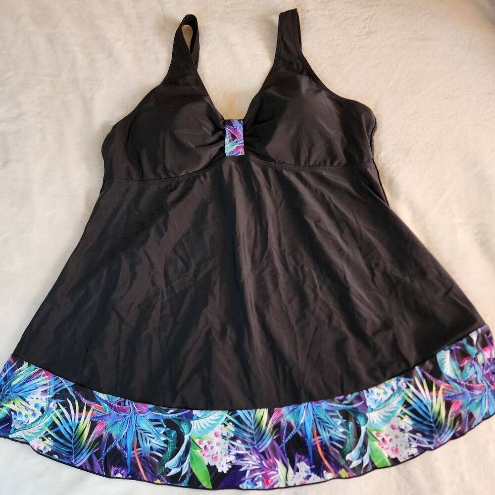 Unbranded Womens Plus Size Black Tankini 2X with Floral Accents
